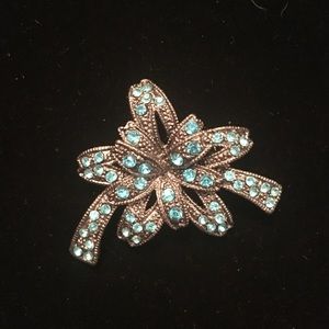 Vintage Style Aqua Rhinestone Brooch Pin